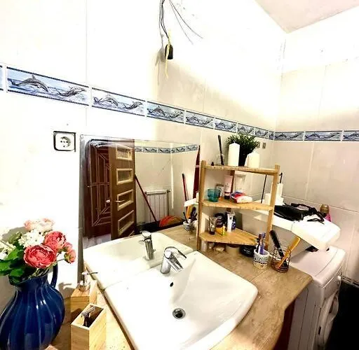 Your Friendly Host In Apartman