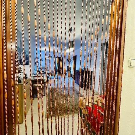 Your Friendly Host In Apartment *